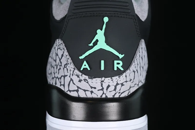 All categories Air Jordan Jordan series basketball shoes Air Jordan 3 Air Jordan 3 "Green Glow" AJ3 Joe 3 black and green full head layer CT8532-031
